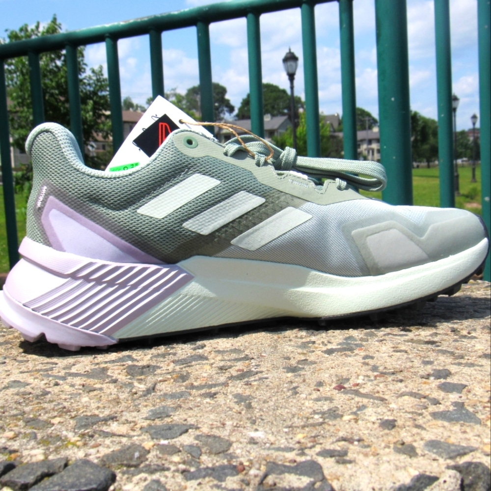 Adidas - Picture 7 of 11